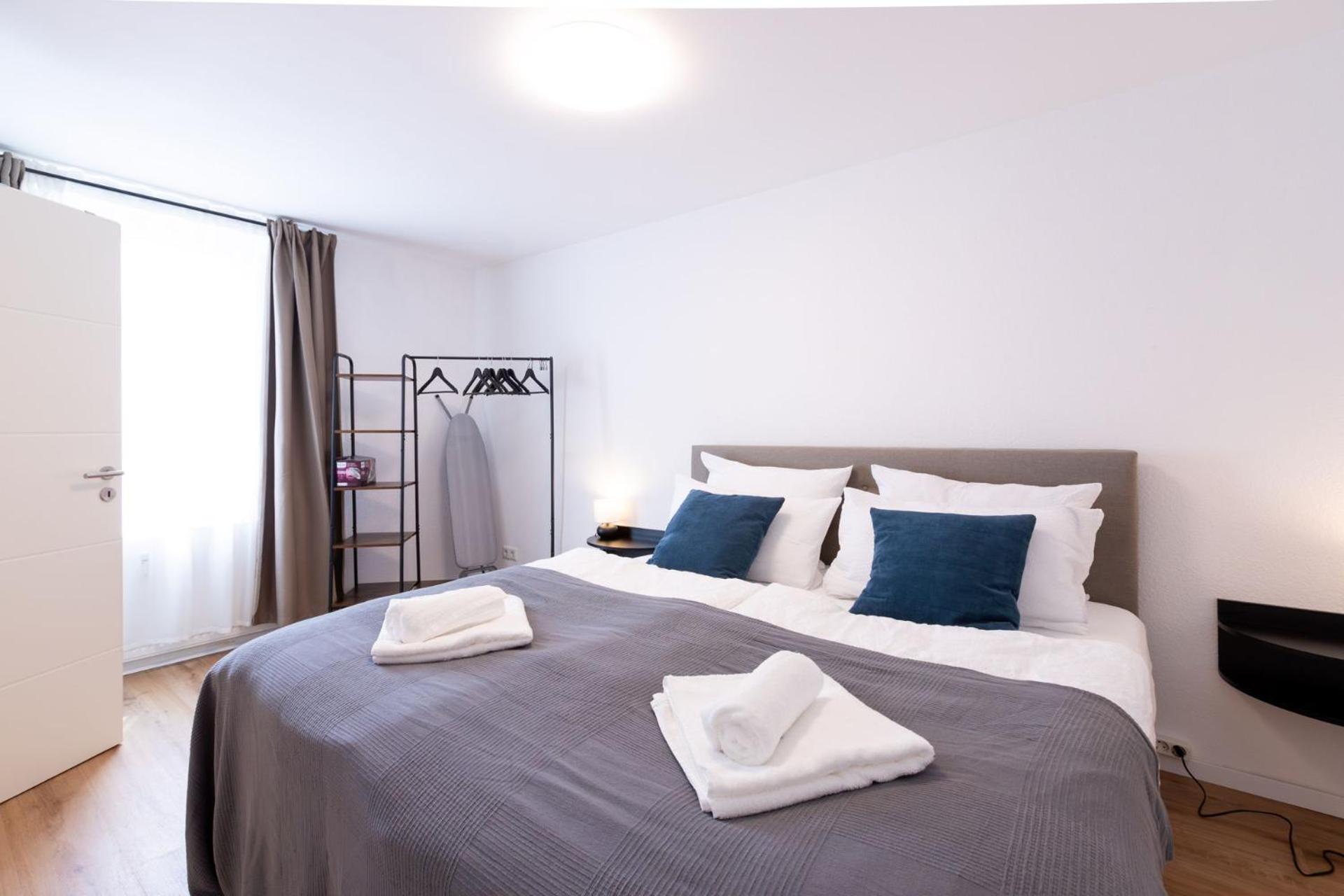 Caricasa: Bielefeld Mitte Appartement Buitenkant foto