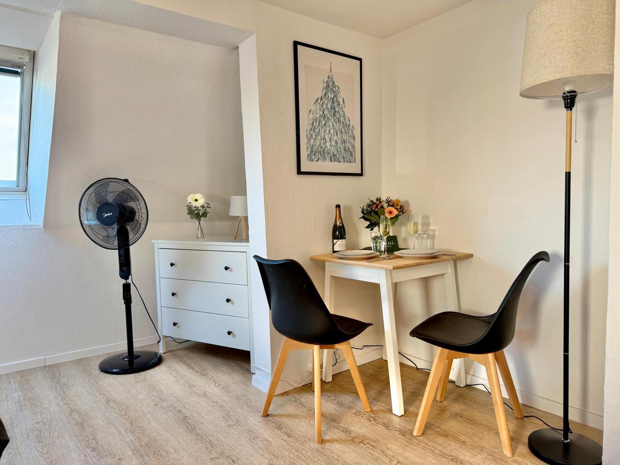 Caricasa: Bielefeld Mitte Appartement Buitenkant foto